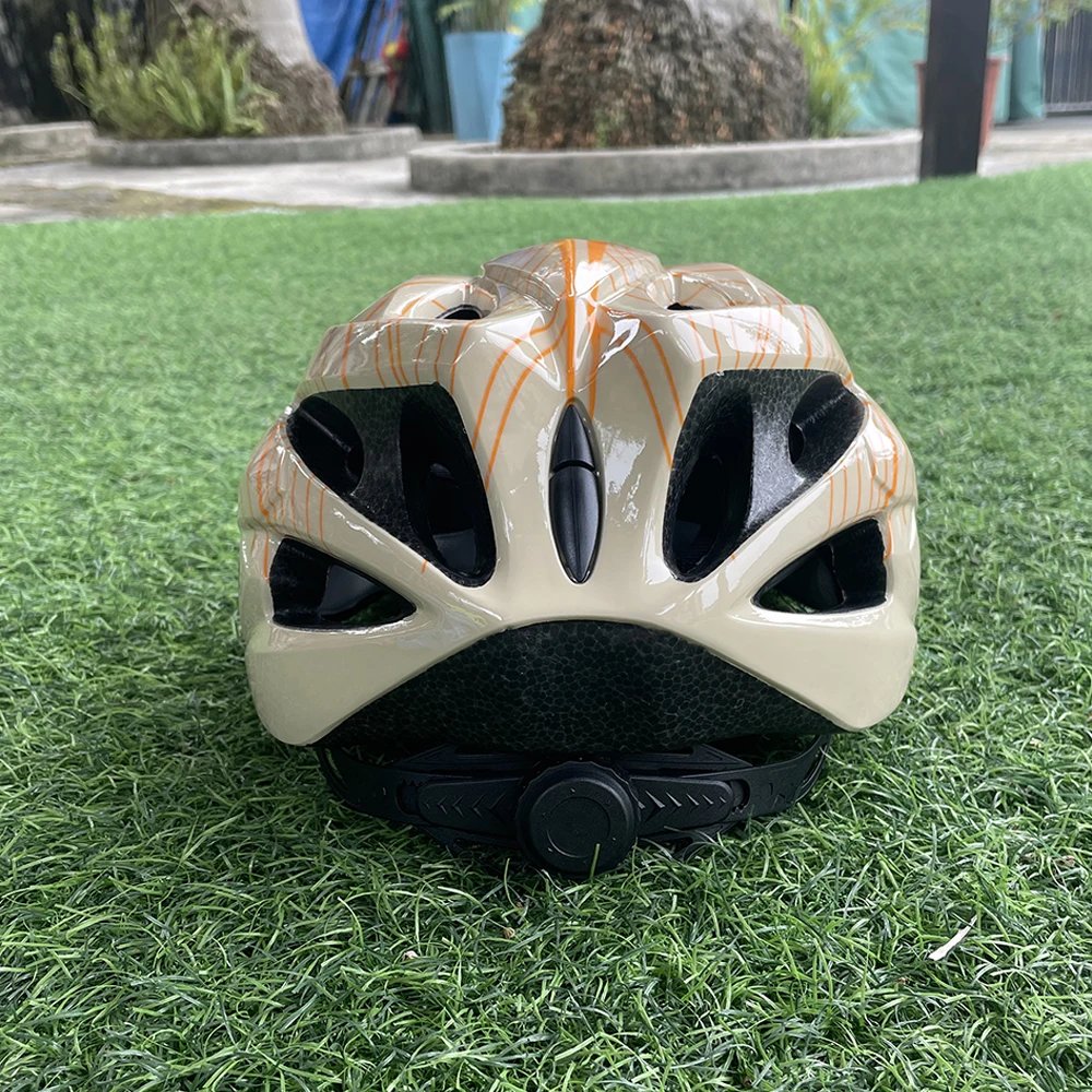 PEMILA 2024 New Ultralight Cycling Helmet Cycling Safety Cap MTB Bicycle Helmet For Women Men Racing Equipment Bike Helmet Visor