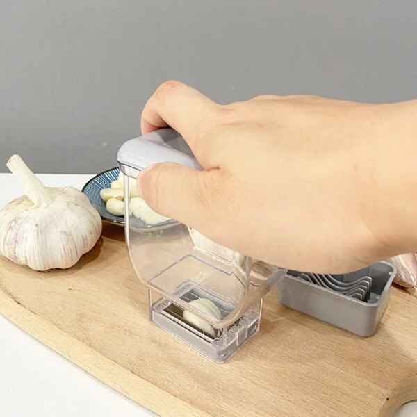 Manual Pressing Garlic Grinding Grater Cutter Cooking Tool Garlic Peeler Kitchen Accessories Kitchen Gadgets And Accessories - Image 3