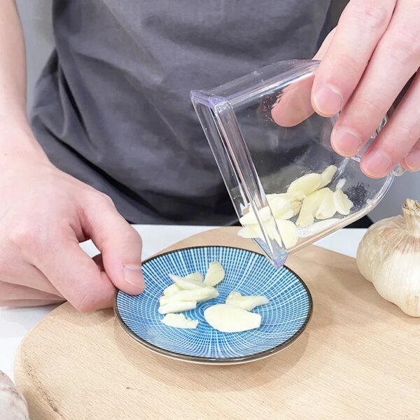 Manual Pressing Garlic Grinding Grater Cutter Cooking Tool Garlic Peeler Kitchen Accessories Kitchen Gadgets And Accessories - Image 5