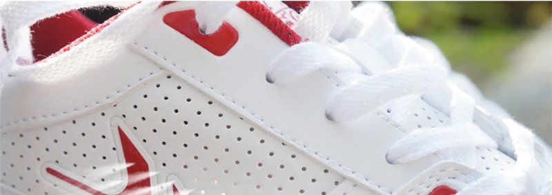 Kids Four-Wheel Roller Skate Shoes Casual Deformation Parkour Sneakers Skates Adult Stage personalized Sport Roller Skate Shoes Kids Four-Wheel Roller Skate Shoes Casual Deformation Parkour Sneakers Skates Adult Stage personalized Sport Roller Skate Shoes
